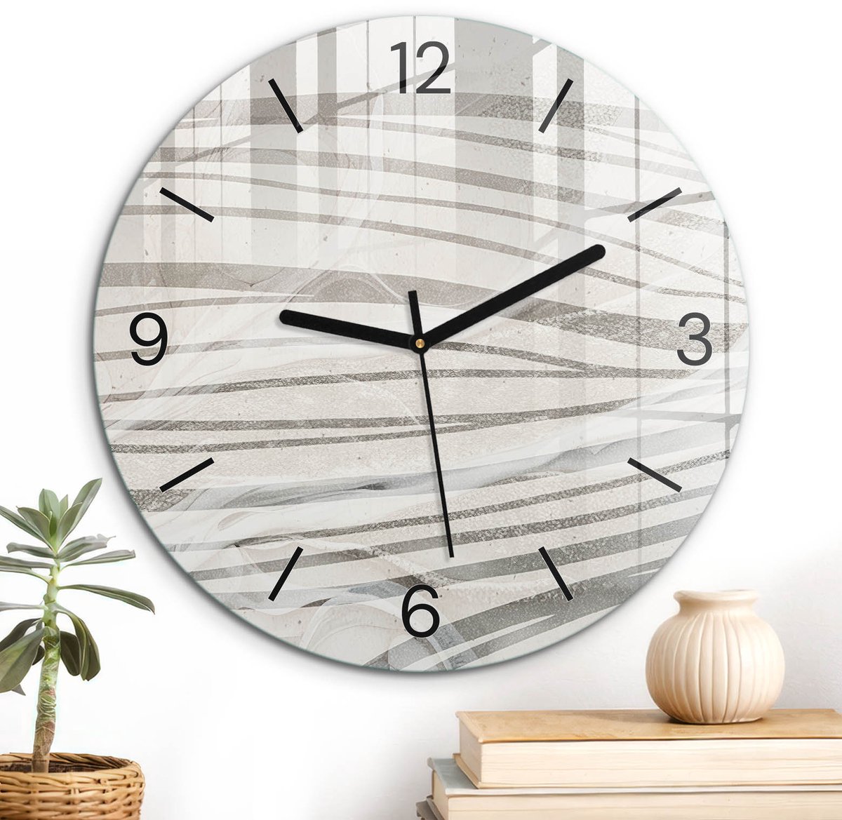 ArtPrintCave Beige Glazen Klok - Wandklok 30 cm - Muurklok Rond - Kalme Golven Stille Wandklok - Abstractie Wandklok Keuken - Zwarte Klokwijzers