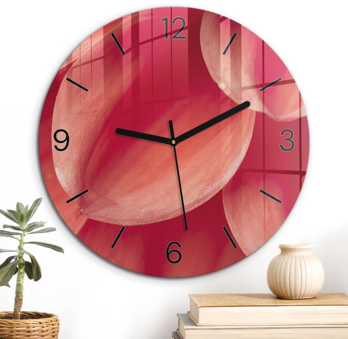ArtPrintCave Rood Glazen Klok - Wandklok 30 cm - Muurklok Rond - Rode Bloemblaadjes Wandklok Keuken - Natuur Unieke Klok - Zwarte Klokwijzers