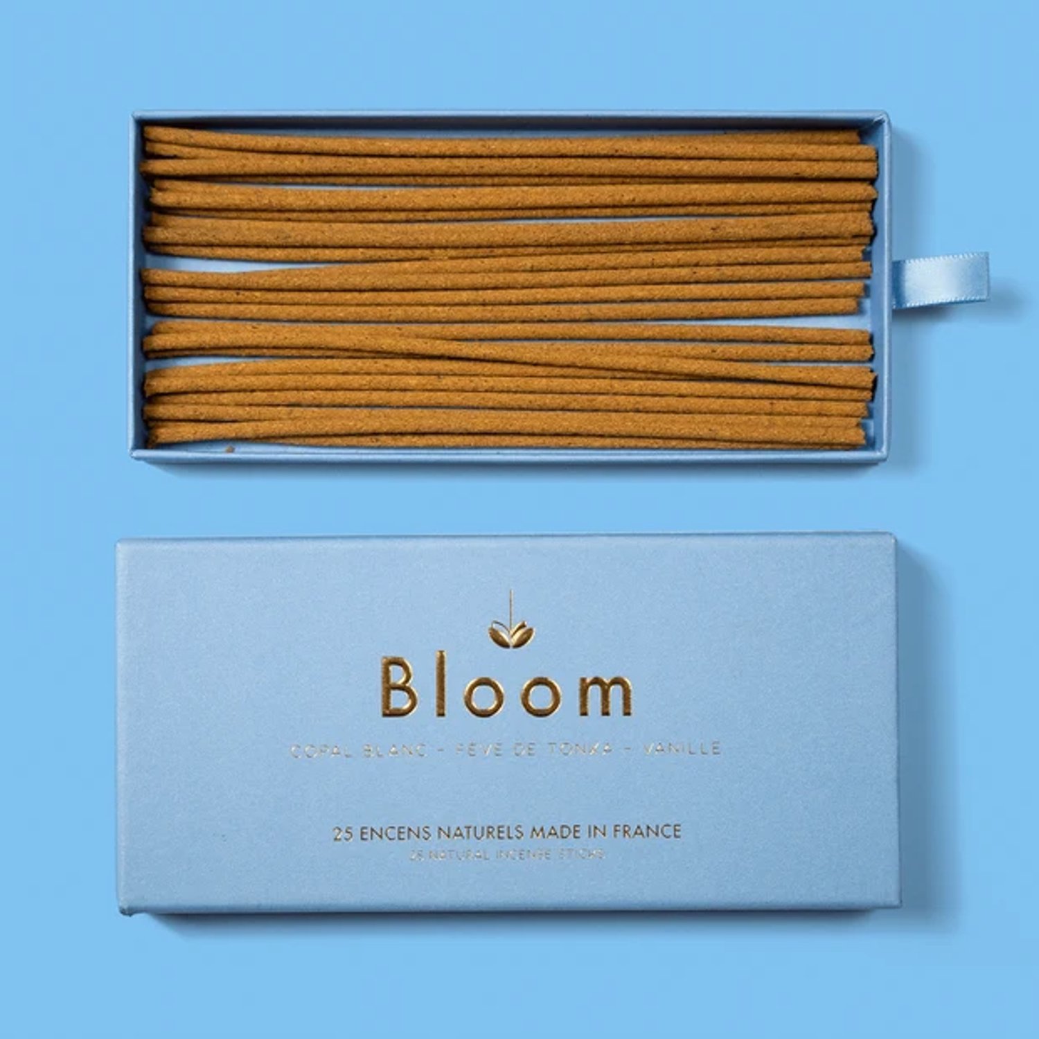 My-Moments.nl Bloom Blue Bird - Wierook - White copal - Tonka bean - Vanilla blauw