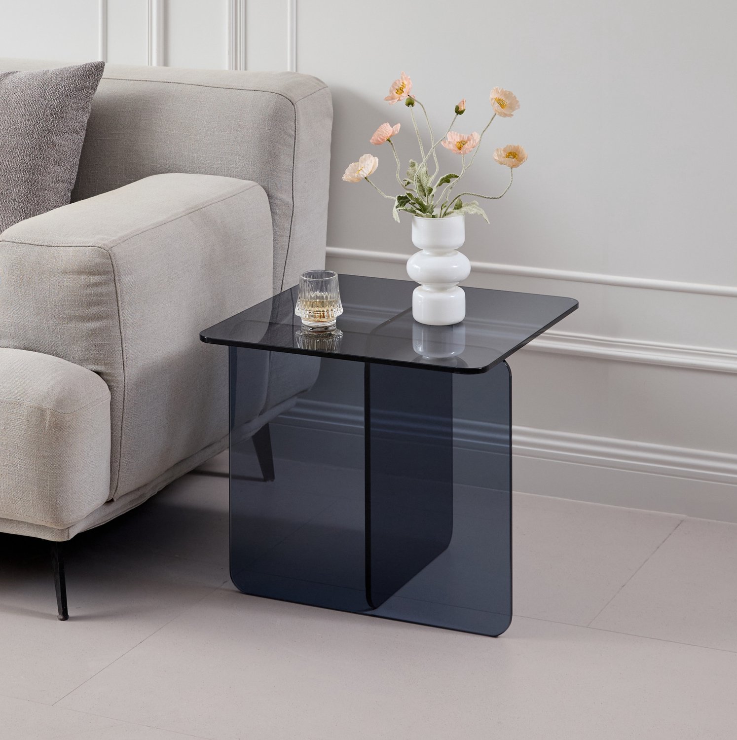 CHICFURN Bijzettafel 45 cm - veelzijdig - gebogen glazen constructie - woonkamer, kantoor en buiten - glas - grijs