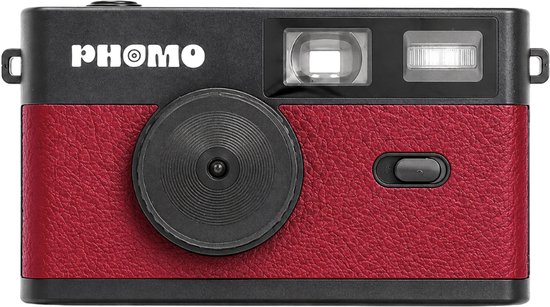 Een rode Phomo camera met zwarte details, close-up van de voorkant.
