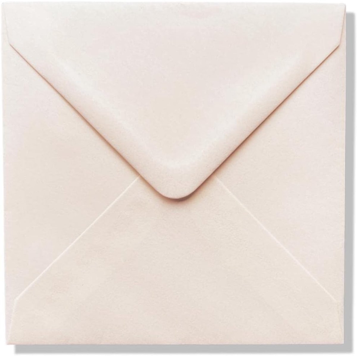 100 Luxe Vierkante Enveloppen - 16x16cm - Créme/Ivoor - 110 grams - Puntklepsluiting