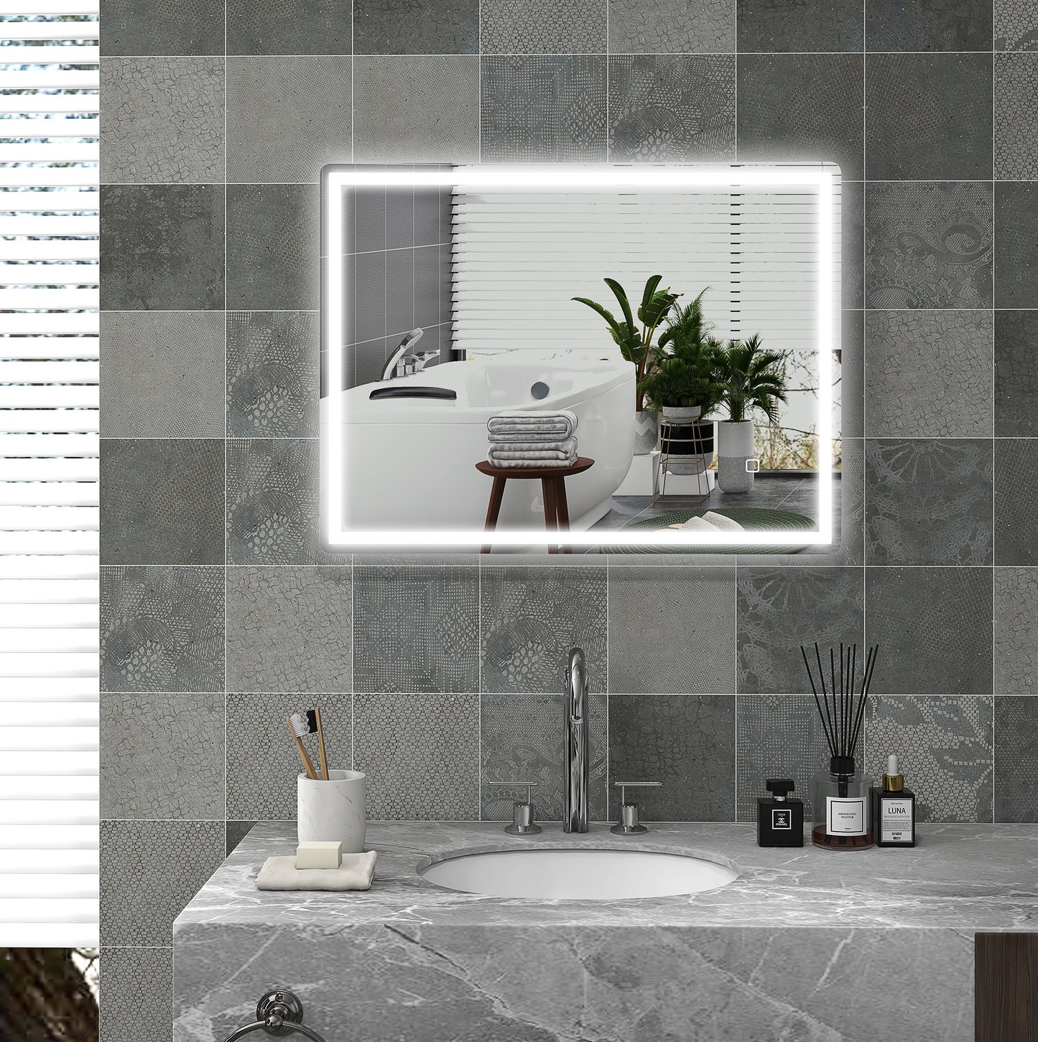 HAUSS SPOLE Badkamerspiegel Dimbaar – 60 x 80 cm – Glas en Aluminium – Zilver – Met Ledverlichting, Aanraakbediening en Anticondensfunctie