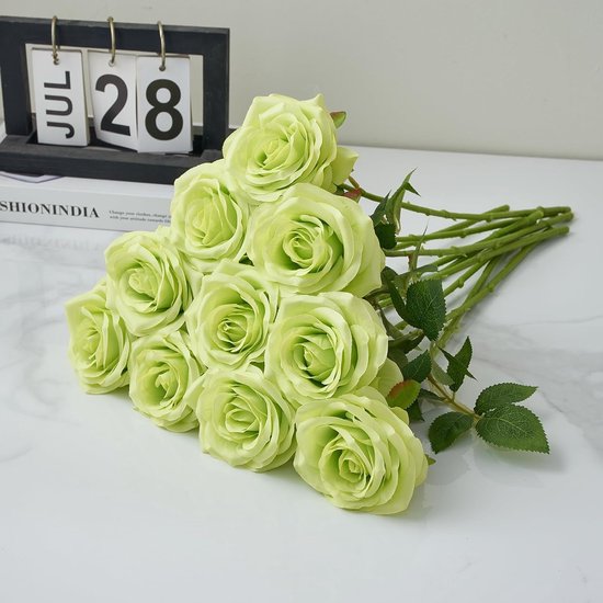 12 stuks kunstmatige zwarte rozen zijden bloemen, enkele lange steel nep roos bruids bruiloft boeket realistische bloem voor thuis verjaardagsfeestje arrangement tuin taart decoratie (groen) — afbeelding 2