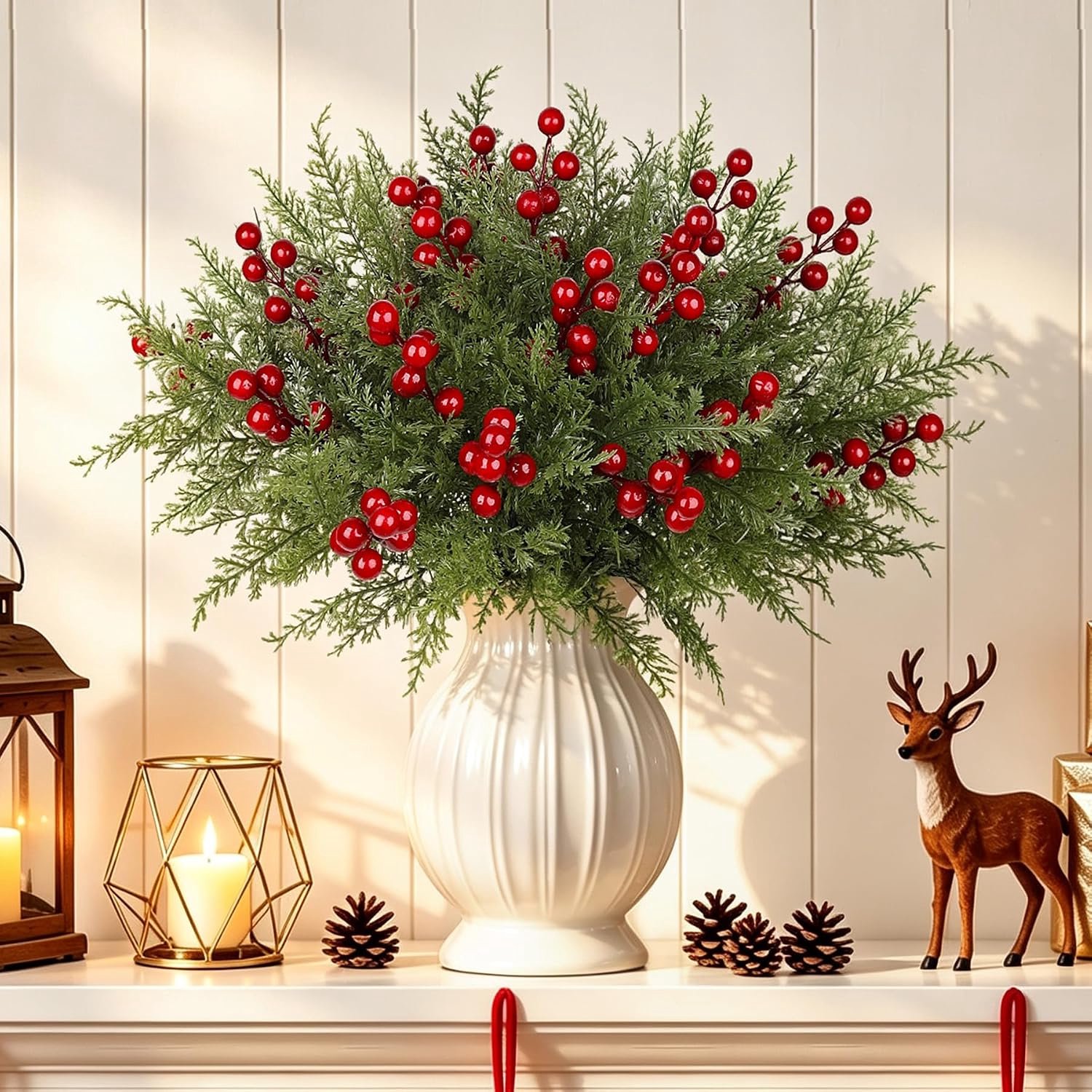 Kunst Kersttakken met Rode Bessen - 6 Stuks Groene Dennentakken met Flexibele Stelen - Voor Kerstboom, Kerstkrans, Schoorsteenmantel en Tafeldecoratie