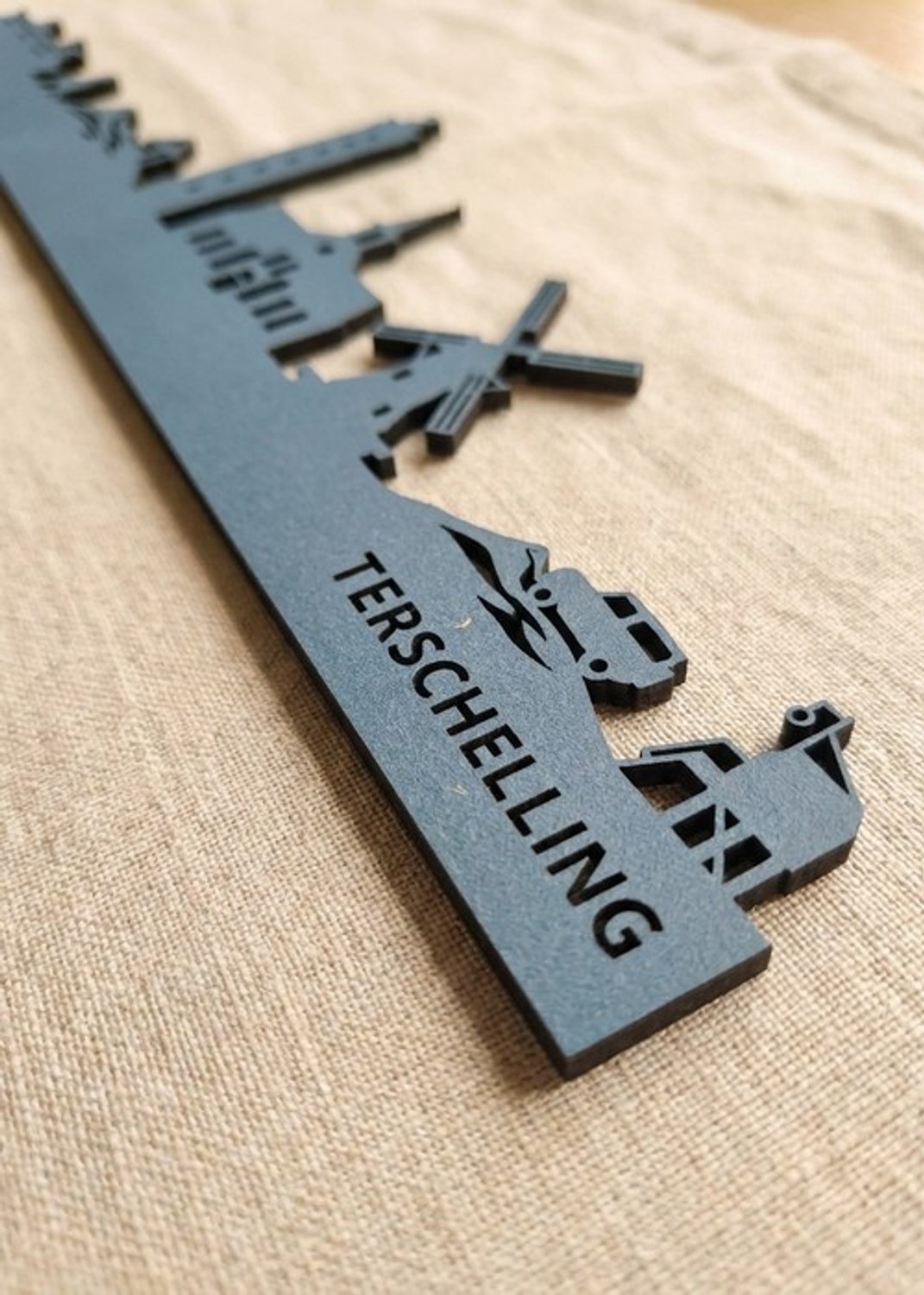 Houten Skyline Terschelling | Wanddecoratie voor aan de muur | Blauw MDF | 100 x 19 cm