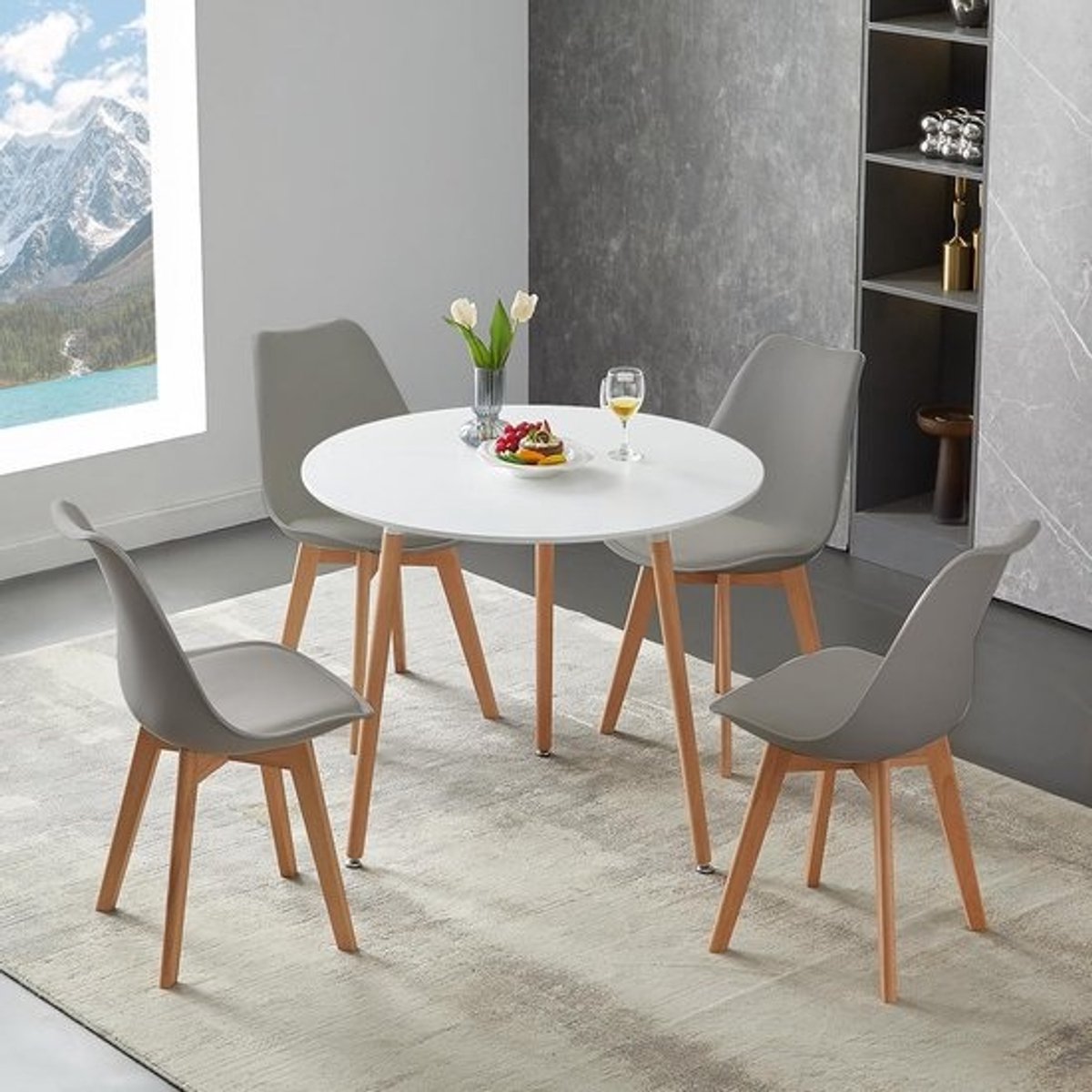 Eettafel met stoelen - Eetgroep - Gezellig tafelen - Ronde tafel - 4 stoelen - 80 x 75 cm