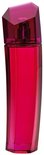 Een flacon met roze Eau de Parfum met een facetgeslepen, frambozenkleurige dop.