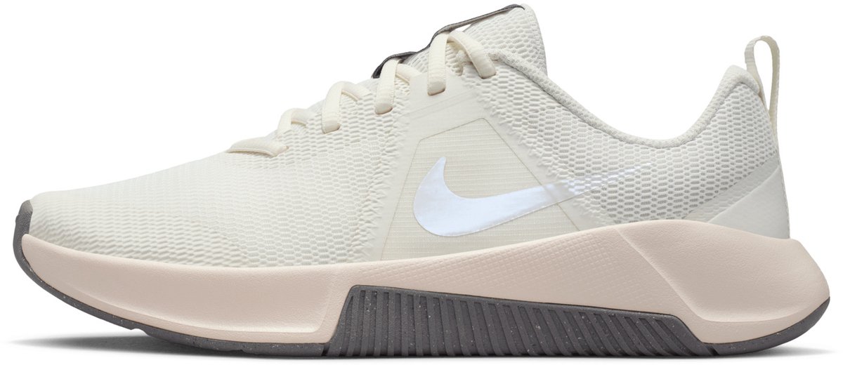 NIKE W MC TRAINER 3 36,5