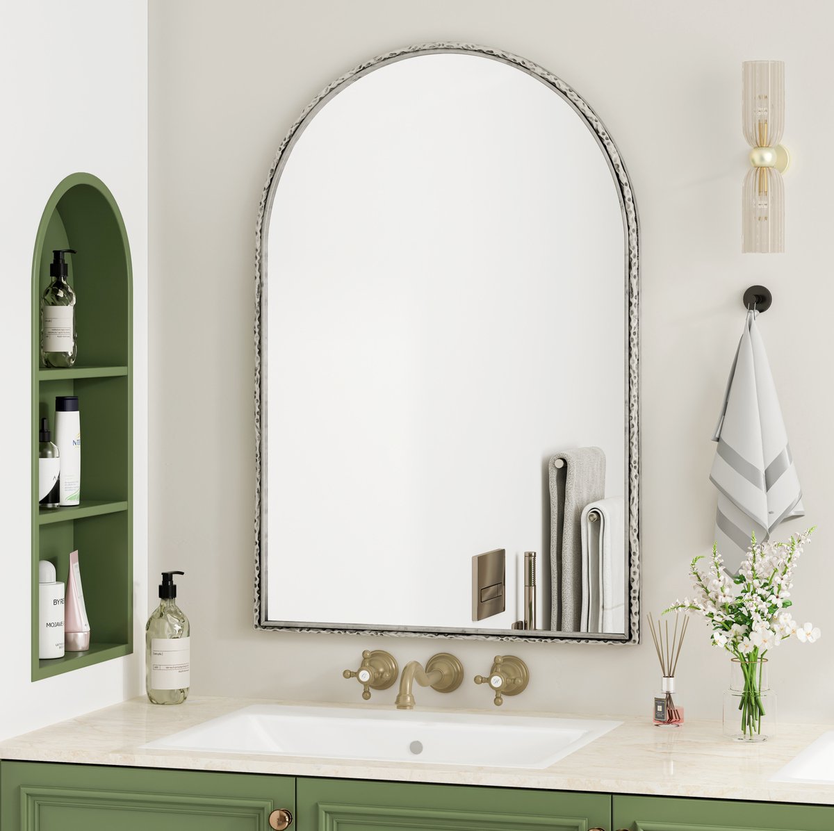 MEUNIQ Boogvormige wandspiegel 61 x 91 cm met zilverkleurig ijzeren frame en gehard glazen spiegelvlak voor badkamer, slaapkamer, hal of woonkamer