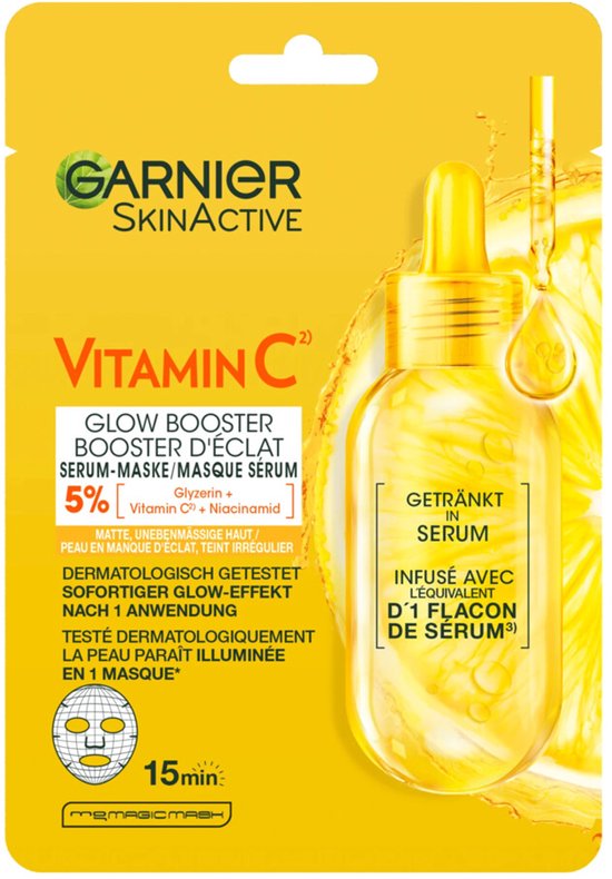 Garnier SkinActive Vitamin C sheetmasker in felgele verpakking met afbeelding van serum en citroen, 15 minuten inwerktijd.