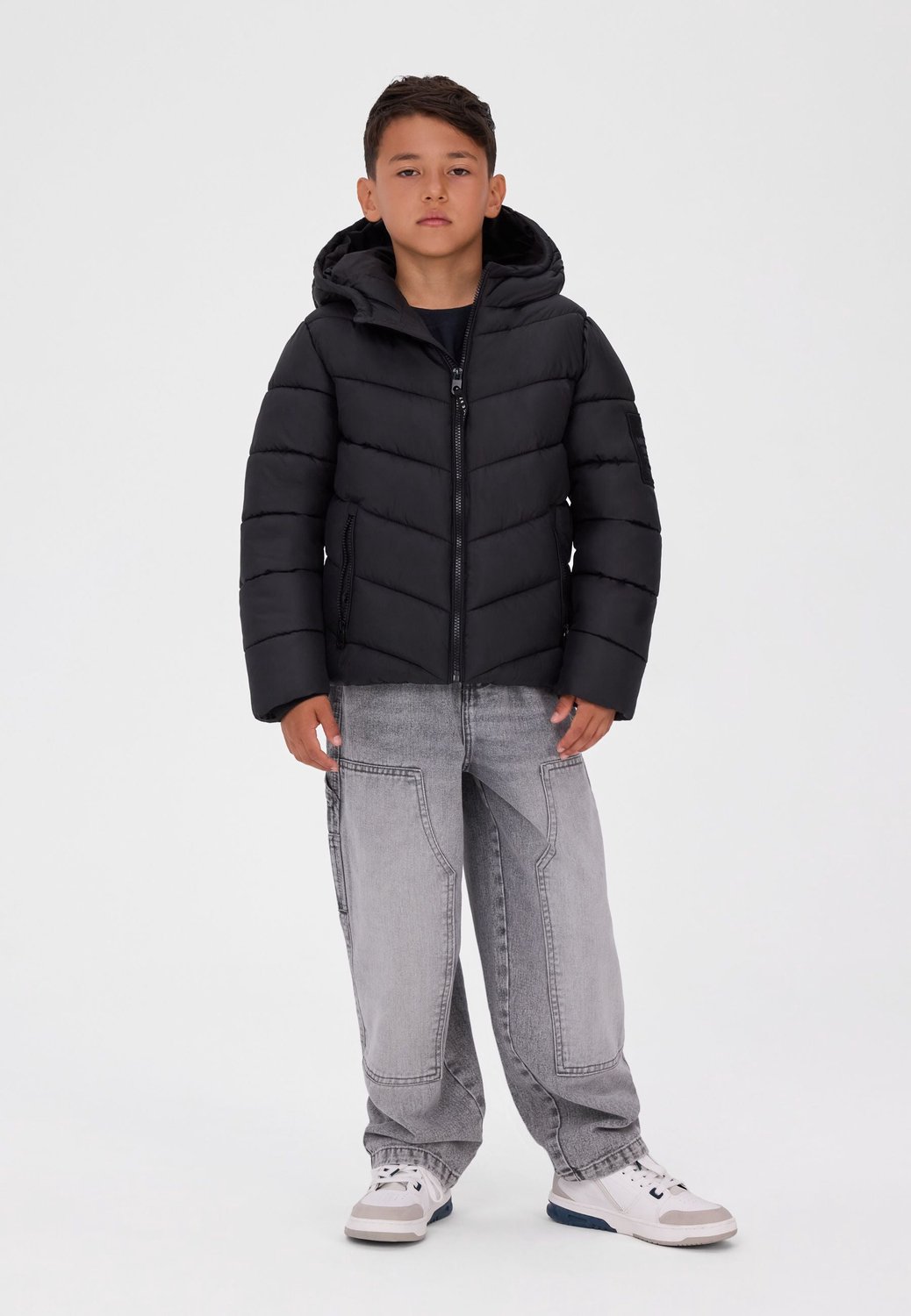 Minoti winterjas jongens – schuine doorstiksels – ritszakken – antraciet