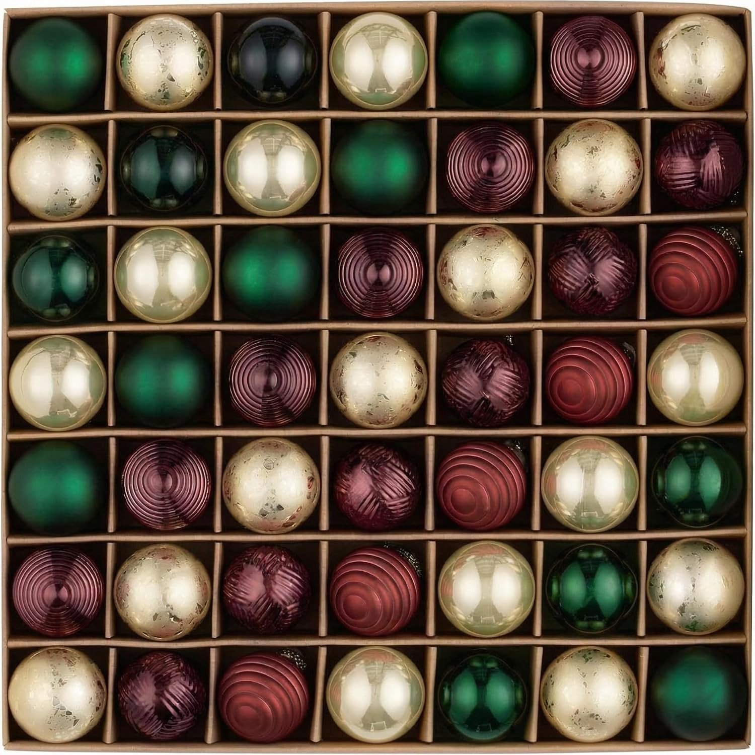 Kerstballen Set van 49 Stuks met Cadeauverpakking - 3 cm Versieringen voor de Kerstboom in Rood, Groen en Goud met Hangers