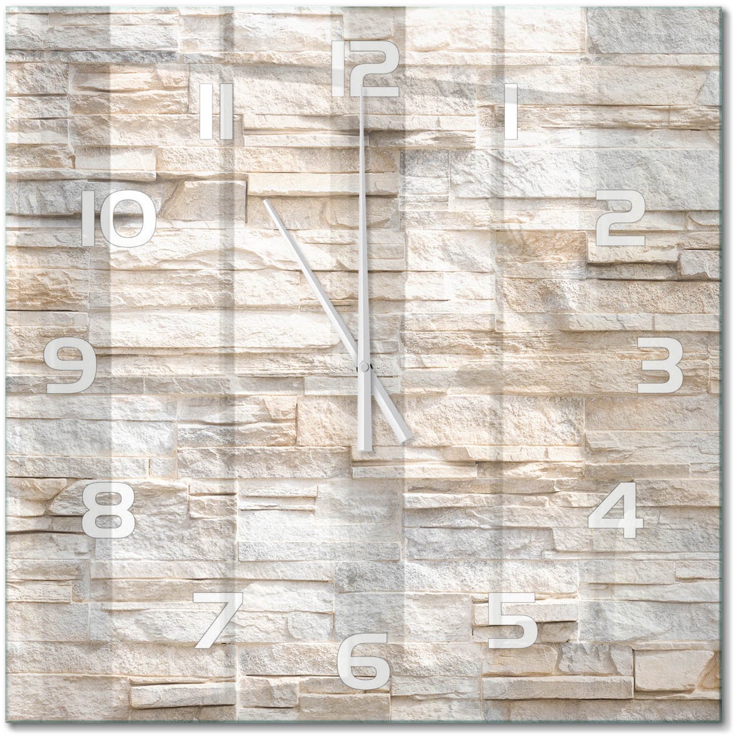 TULUP Wandklok - Bakstenen muur Wandklok Glas Met Motief - 60x60 cm - Beige Decoratieve Glazen Klok - Witte handen - Vierkante Klok - Gekleurde Glazen Klok - Glazen Klok Met Print