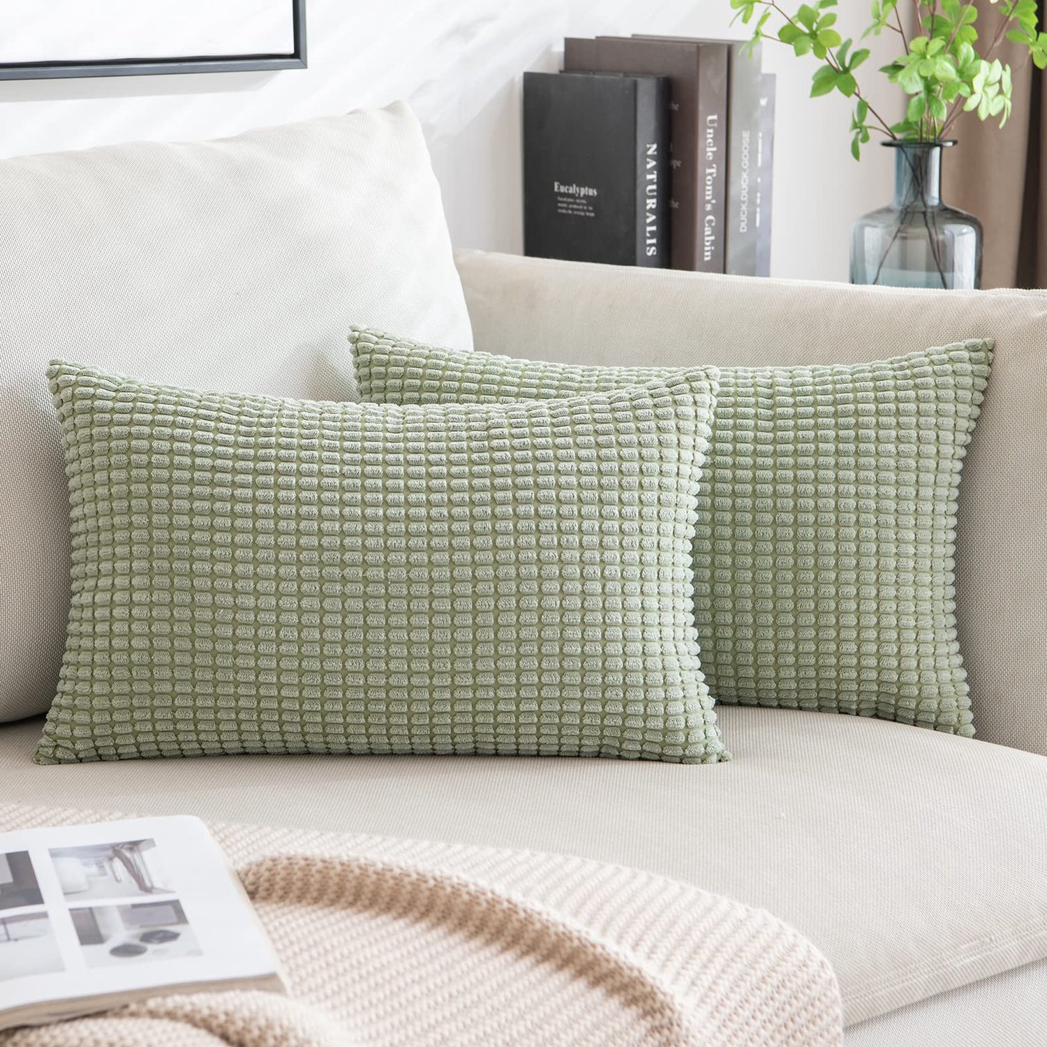 Corduroy Decorative Throw Pillow Cases - 2 Stuks - 30 x 50 cm - Bean Green