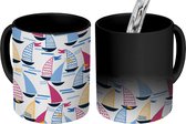 Magische Mok - Foto op Warmte Mokken - Koffiemok - Boot - Zeil - Regenboog - Zee - Design - Magic Mok - Beker - 350 ML - Theemok