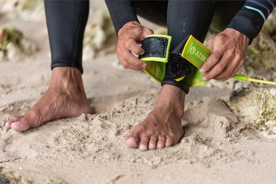 Leash de planche de surf Aztron 7.0 + émerillons en acier inoxydable