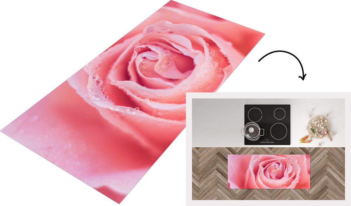 KitchenYeah Keukenloper - Loper keuken - Ochtenddauw op de bloembladen van roze roos - Keukenloper vinyl Multicolor