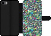 Bookcase Geschikt voor iPhone SE 2020 telefoonhoesje - Fantasy - Design - Kleuren - Retro - Met vakjes - Wallet case met magneetsluiting