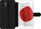 Bookcase Geschikt voor iPhone 12 Mini telefoonhoesje - De vlag van Japan op een witte achtergrond - Met vakjes - Wallet case met magneetsluiting
