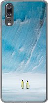 Geschikt voor Huawei P20 hoesje - Twee keizerpinguïns voor een ijsberg - Siliconen Telefoonhoesje
