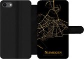 Bookcase Geschikt voor iPhone SE 2020 telefoonhoesje - Nijmegen - Kaart - Goud - Zwart - Met vakjes - Wallet case met magneetsluiting