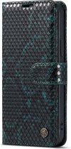 Casemania Hoesje Geschikt voor Apple iPhone 13 Groen - Luxe Slangen Portemonnee Book Case - Kaarthouder & Magneetlipje
