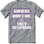 Gamers don't die pixel T-shirt | Paars | Gaming kleding | Grappig game verjaardag cadeau shirt Heren – Dames – Unisex | - Donker Grijs - Gemaleerd - L