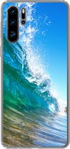 Geschikt voor Huawei P30 Pro hoesje - Een close-up van een golf die breekt voor de kust van Hawaii - Siliconen Telefoonhoesje