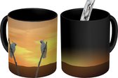 Magische Mok - Foto op Warmte Mok - Kaketoes op takken tijdens een zonsondergang - 350 ML - Uitdeelcadeautjes