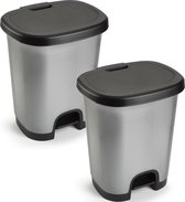 2x Poubelle/poubelle/poubelle à pédale en plastique argenté/noir de 18 litres avec couvercle/pédale 33 x 28 x 40 cm