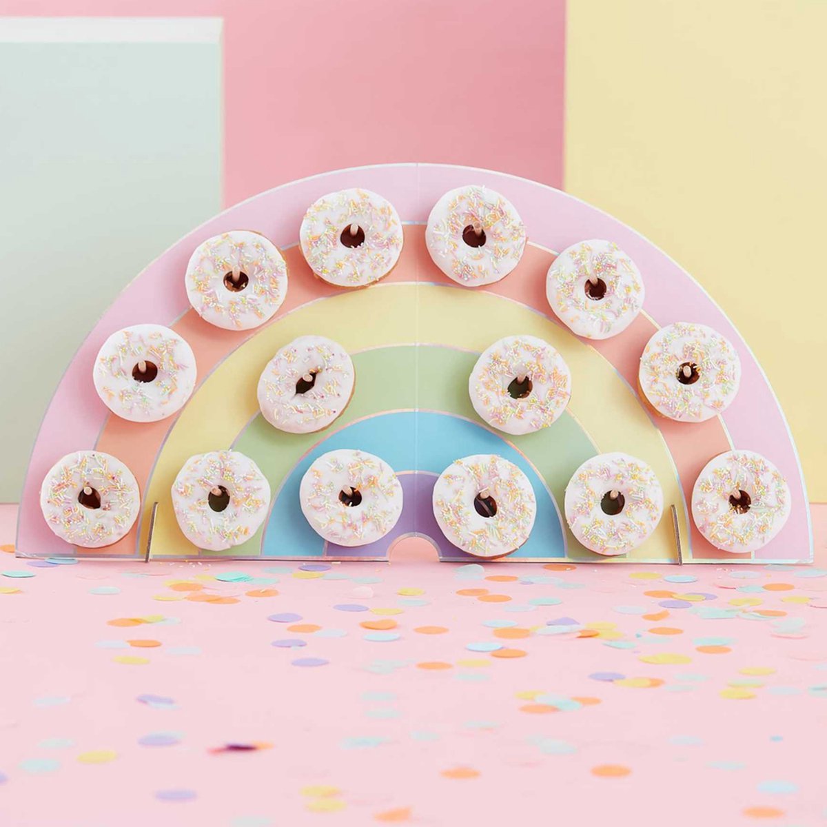 Donutwall regenboog - 14 donuts
