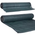 Twee opgerolde rollen groen schaduwdoek, 1,5 x 50 m, 90% schaduw, 140g/m².