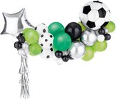 DIY mix Ballonslinger Voetbal - 150 x 126 cm - EK voetbal 2024 - EK voetbal versiering - Europees kampioenschap voetbal