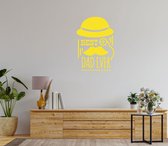Stickerheld - Muursticker Best dad ever - Woonkamer - Vaderdag - Bolhoed, vergrootglas en snor - Engelse Teksten - Mat Geel - 78.3x55cm