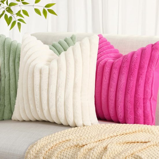 Housse de coussin en fausse fourrure, Gris, 18 x 18'' - Décors Véronneau