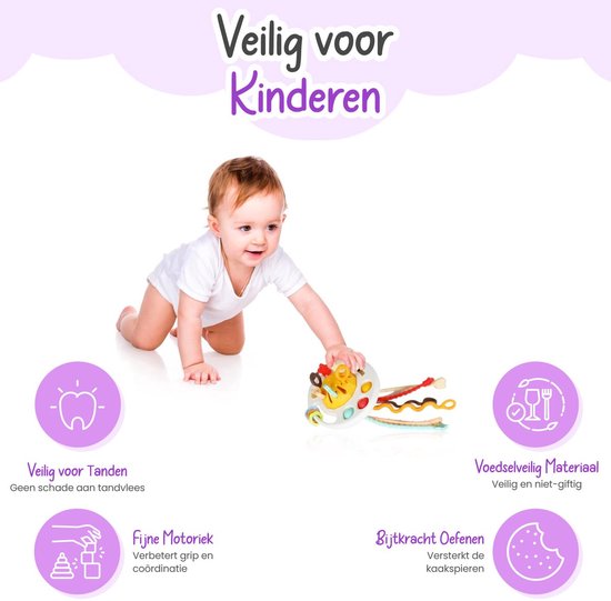 Baby speelt met zacht, kleurrijk UFO-speeltje met touwtjes, knopjes en tandvriendelijke onderdelen.