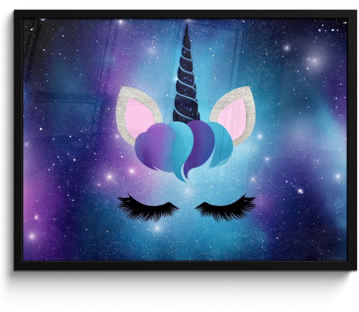 FrameYourWall Poster in lijst - Fotolijst 80x60 cm - Posters - Eenhoorn - Sterren - Magisch - Blauw - Posterlijst zwart - Decoratie - Wanddecoratie woonkamer - Muurdecoratie slaapkamer Eenhoorn - Sterrenstelsel