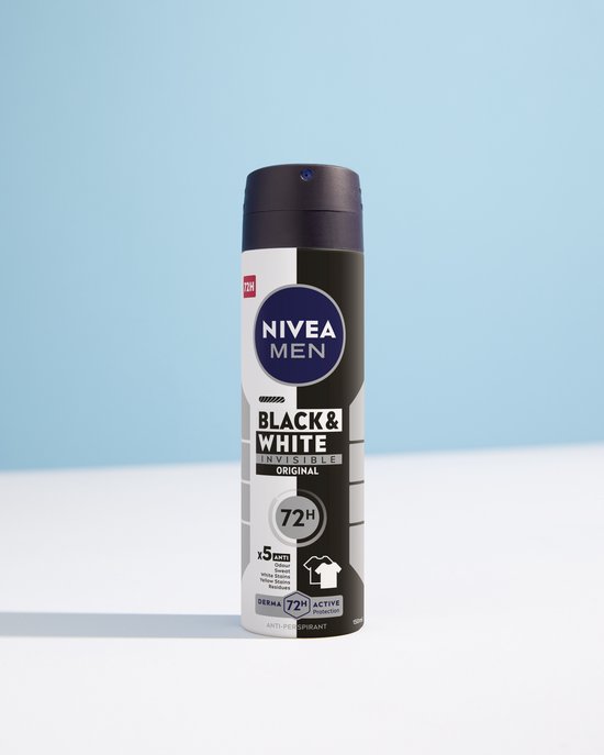 NIVEA MEN Black & White Invisible Original deodorant met 72H bescherming tegen transpiratie.