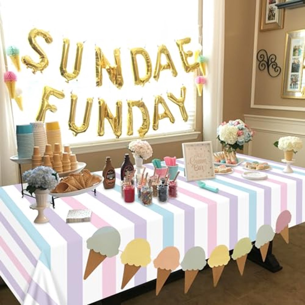 Pastelkleurige strepen tafelkleden voor kinderfeesten - 130 x 203 cm