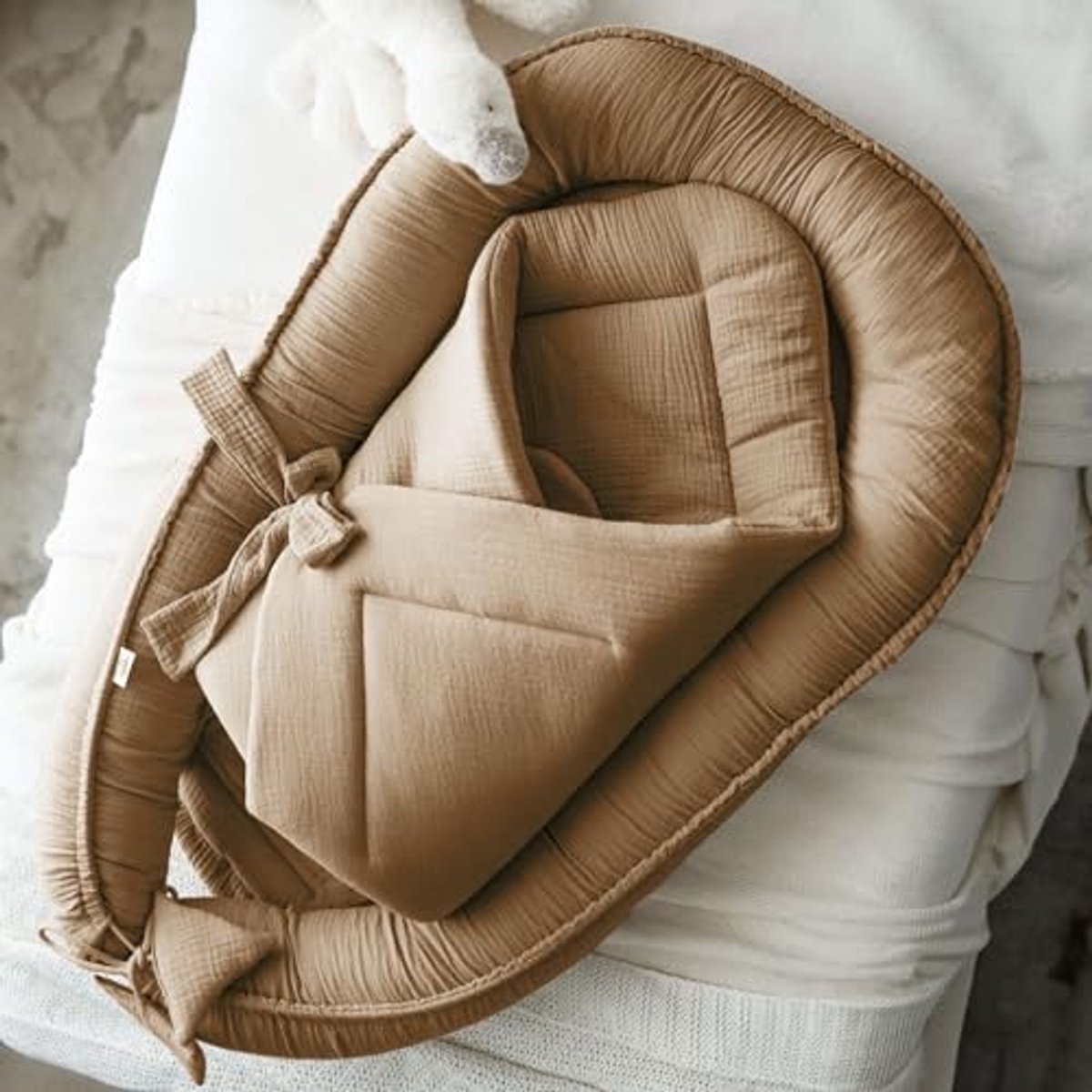 Image of 2-in-1 Babynestje en Omslagdeken - 100% Mousseline voor Pasgeborenen