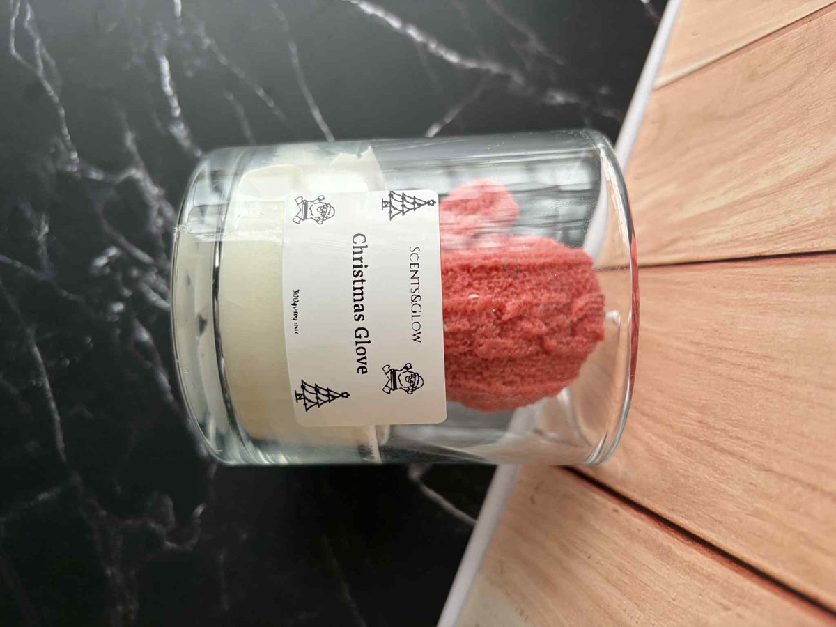 Chrismas Glove Candle