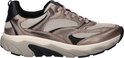 Grijze Gabor Rollingsoft sneaker van leer met mesh en zwarte details, op een beige, zwarte en grijze zool.