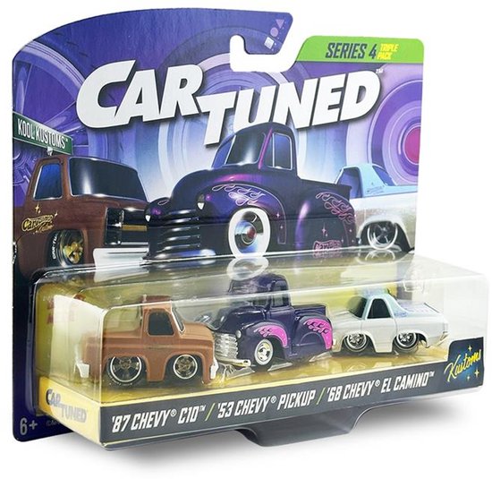Verpakking met drie 'CarTuned' speelgoedauto's: bruine '87 Chevy C10, paarse '53 Chevy Pickup en witte '68 Chevy El Camino.