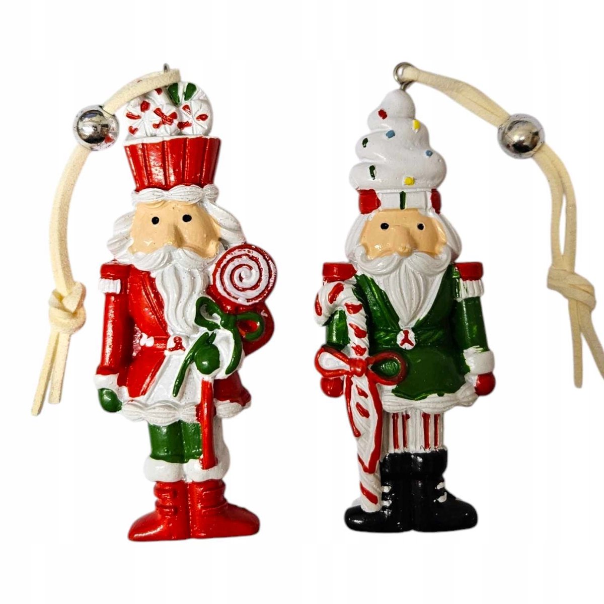 Kerstboohangers Kerstman Snoepjes 2 Stuks Kerstdecoratie Kerstman en snoepjes kerstboomhangers in rood en wit, 2 stuks, kerstdecoratie.