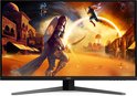 Vooraanzicht van een AOC gaming monitor met beeldscherm vol actie-game afbeelding.