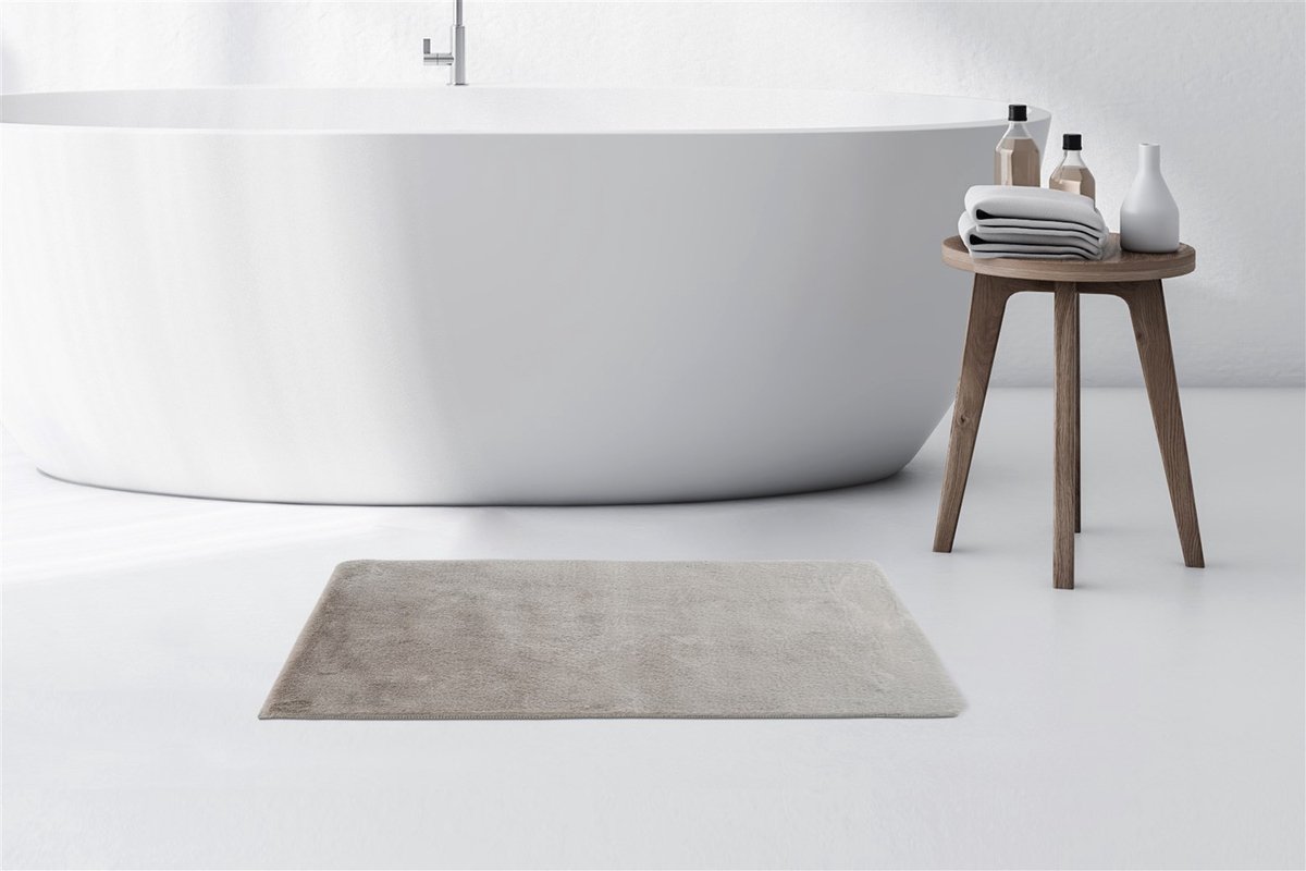 Floraya - Badmat - Fluffy Light- Hoogpolig - Lichtgrijs - 50x90cm - Antislip