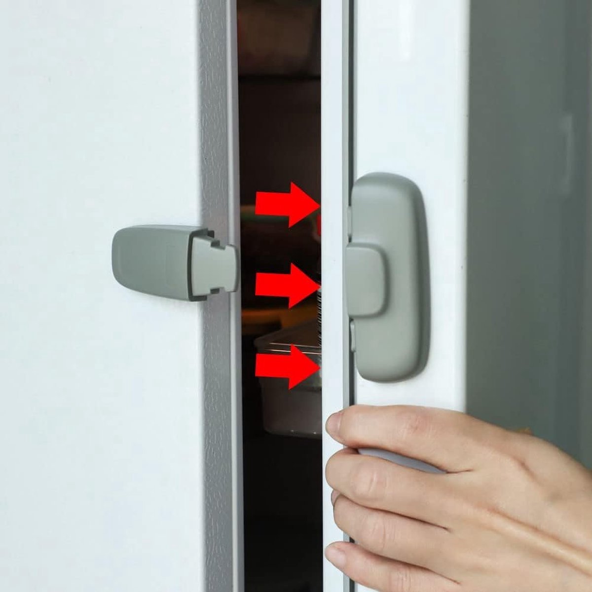 2 Stuks -Home Koelkast Koelkast Vriezer Deurslot Grendel Peuter Kinderen Kind Kast Sloten Baby Veiligheid Kinderslot Eenvoudig te installeren en te gebruiken 3M Lijm Geen Gereedschap Nodig of Boren-Grijs – foto 2