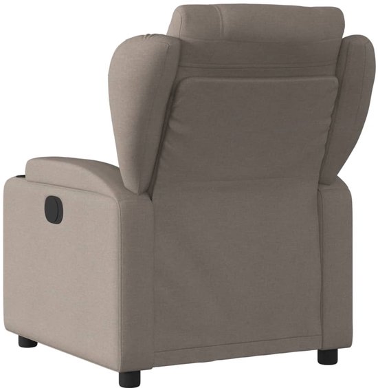 Achterkant van taupe fauteuil.