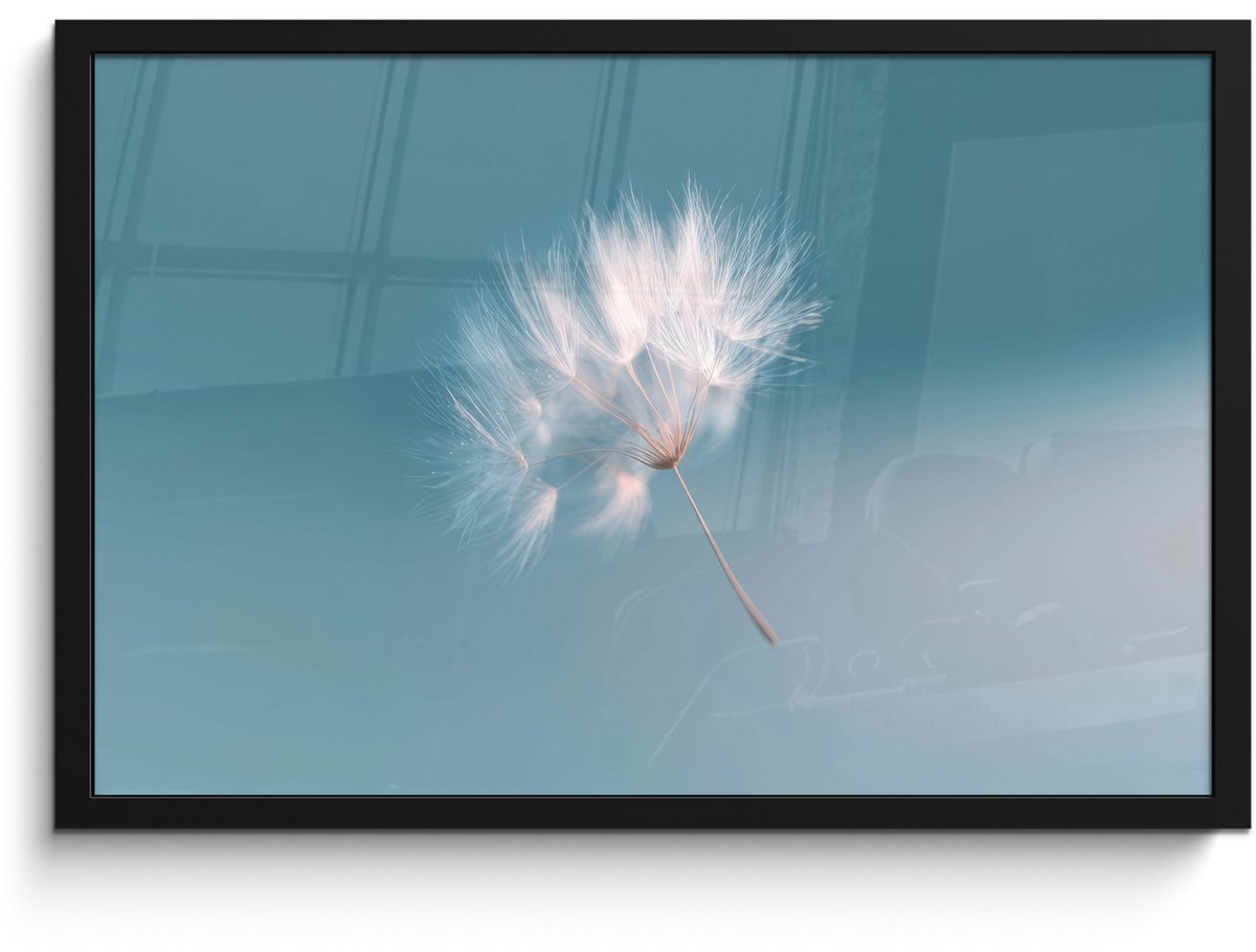 FrameYourWall Poster in lijst - Fotolijst 60x40 cm - Posters - Paardenbloempluisje - Blauw - Lucht - Posterlijst zwart - Decoratie - Wanddecoratie woonkamer - Muurdecoratie slaapkamer